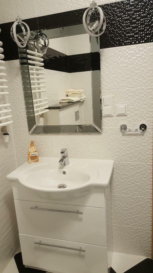 Wroclaw Apartamenty Kepa Mieszczanska Екстер'єр фото